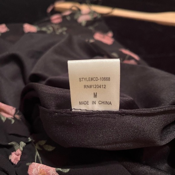 Cotton Candy LA NWT Midnight Roses Ruched Spaghetti Strap Mini Dress Black Sz M - Picture 9 of 10